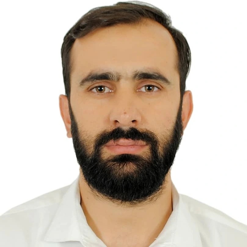  Dr. Kamriz “Saib Yosofi”